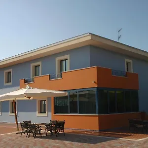 - Nautico Hotel